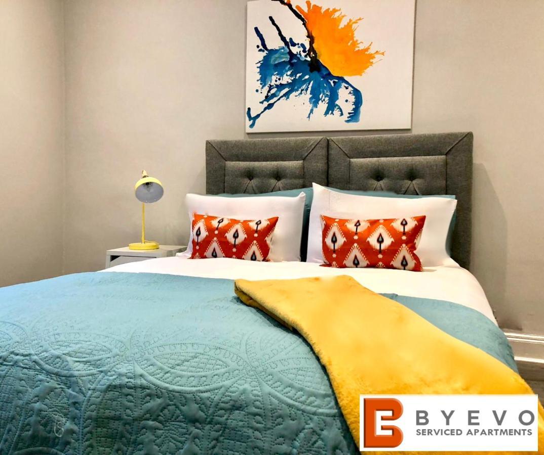 Byevo Almar Villa - Close To City And Airport - Perfect For Contractors Or Large Groups Глазгоу Екстериор снимка