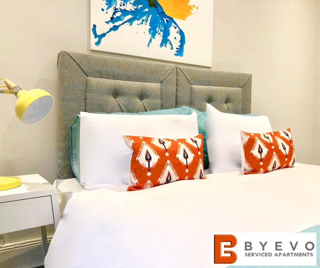 Byevo Almar Villa - Close To City And Airport - Perfect For Contractors Or Large Groups Глазгоу Екстериор снимка